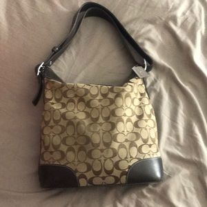 Signature Edie 31 shoulder bag